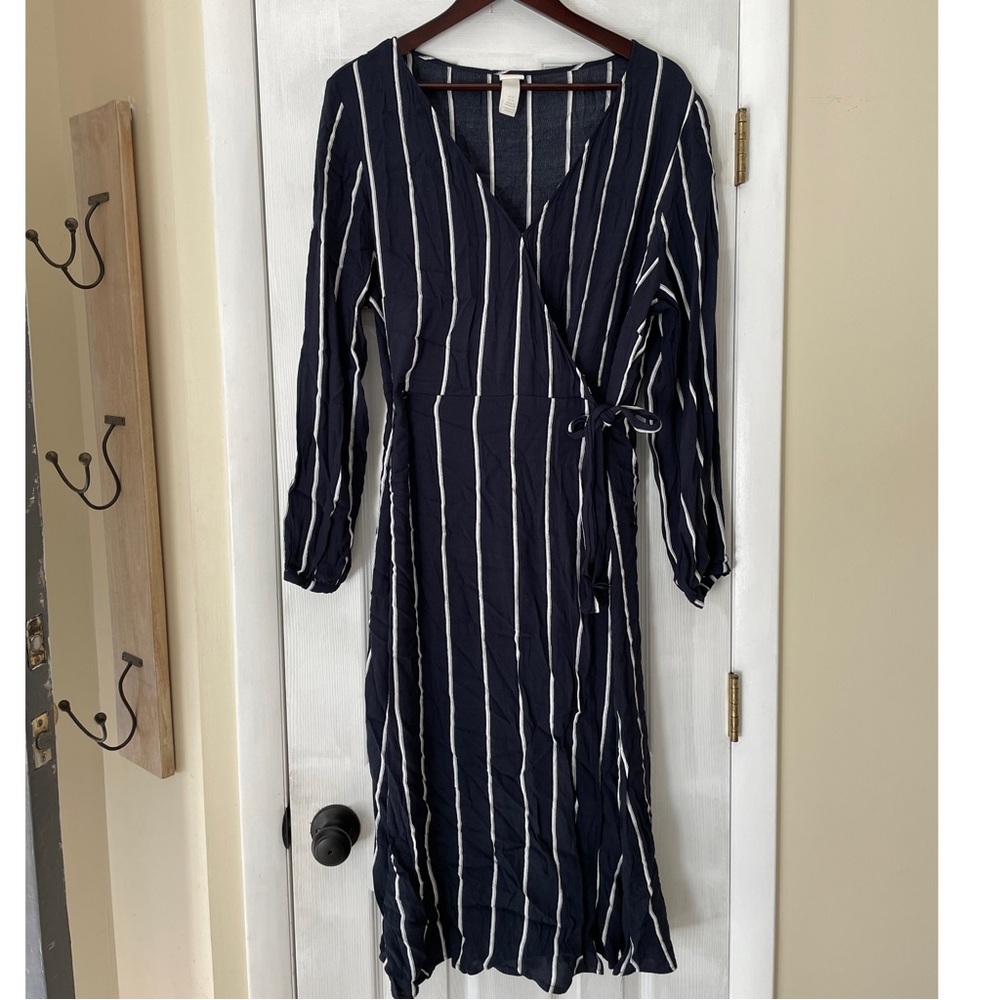 H&M navy striped wrap dress
